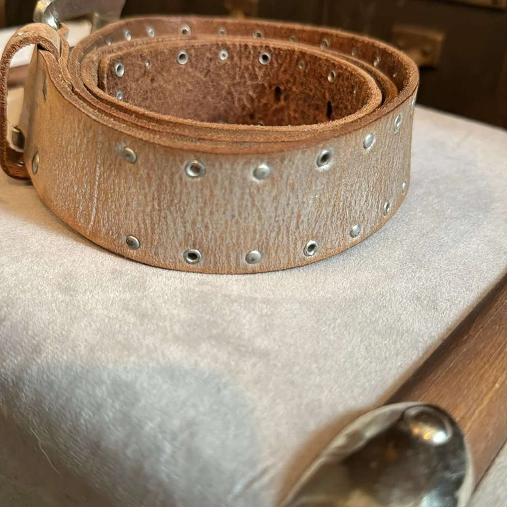 Calvin Klein jeans leather belt - Picture 2 of 3